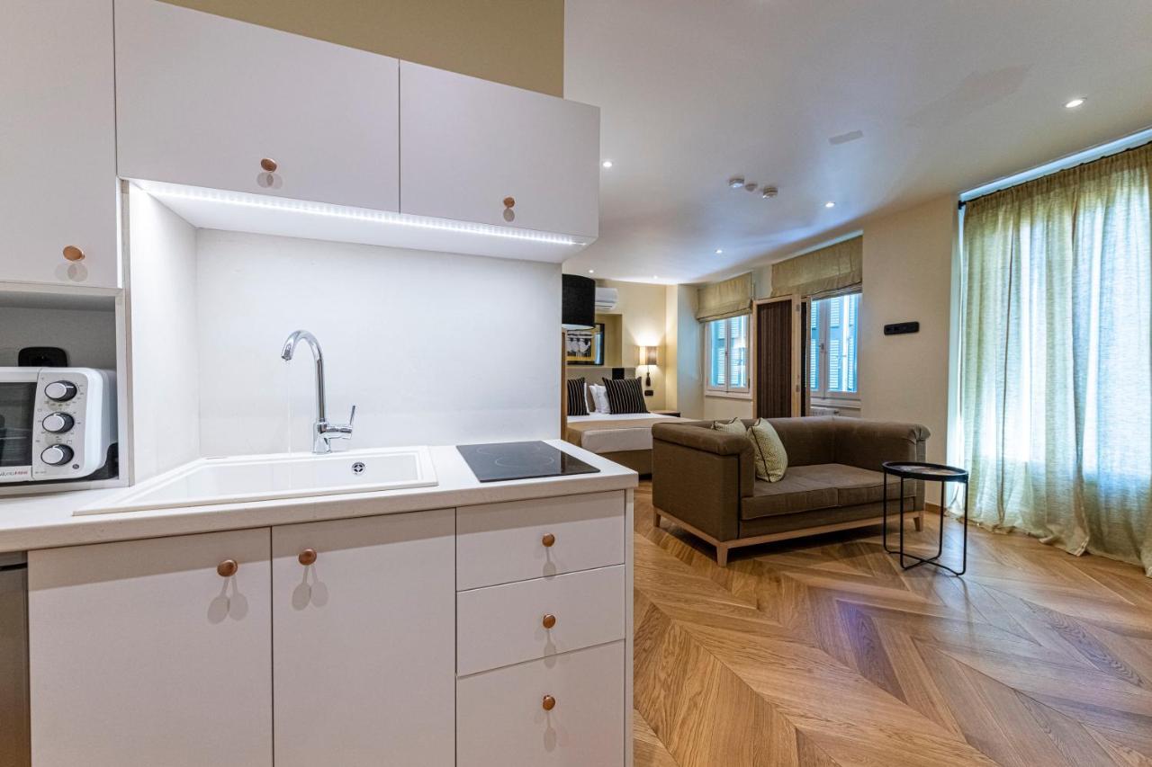 Ipelhome - Plaka Boutique Apartments Athens Luaran gambar