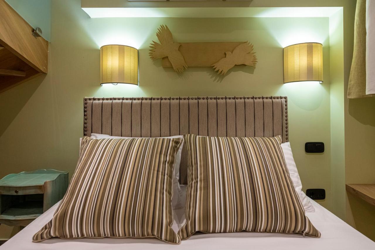Ipelhome - Plaka Boutique Apartments Athens Luaran gambar