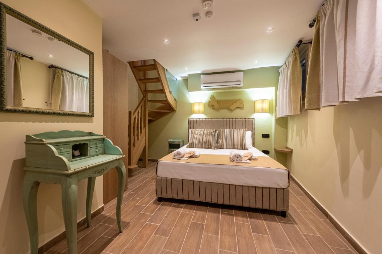Ipelhome - Plaka Boutique Apartments Athens Luaran gambar