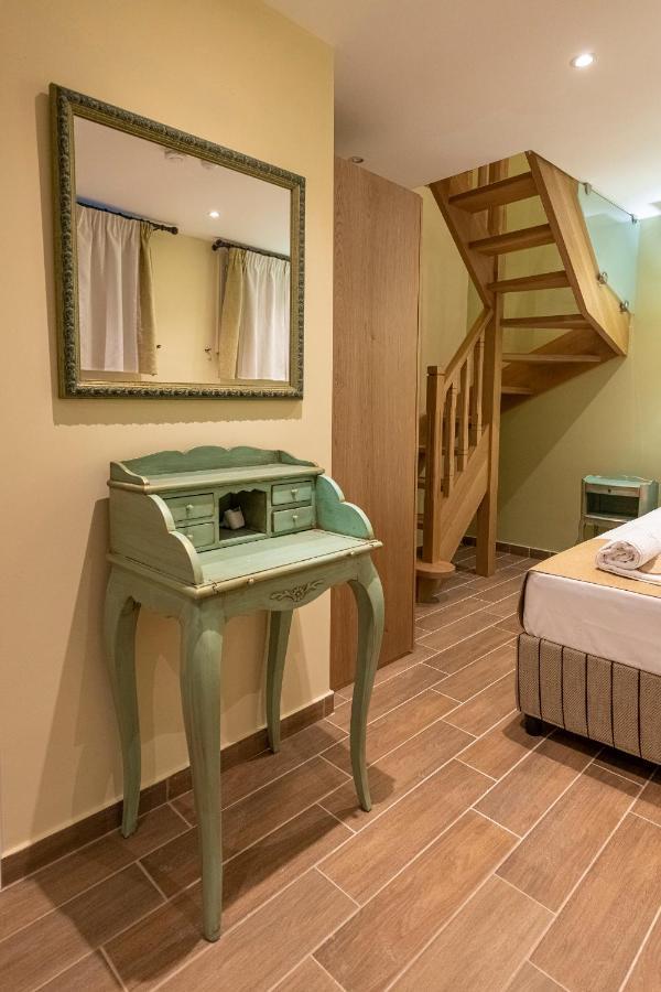 Ipelhome - Plaka Boutique Apartments Athens Luaran gambar